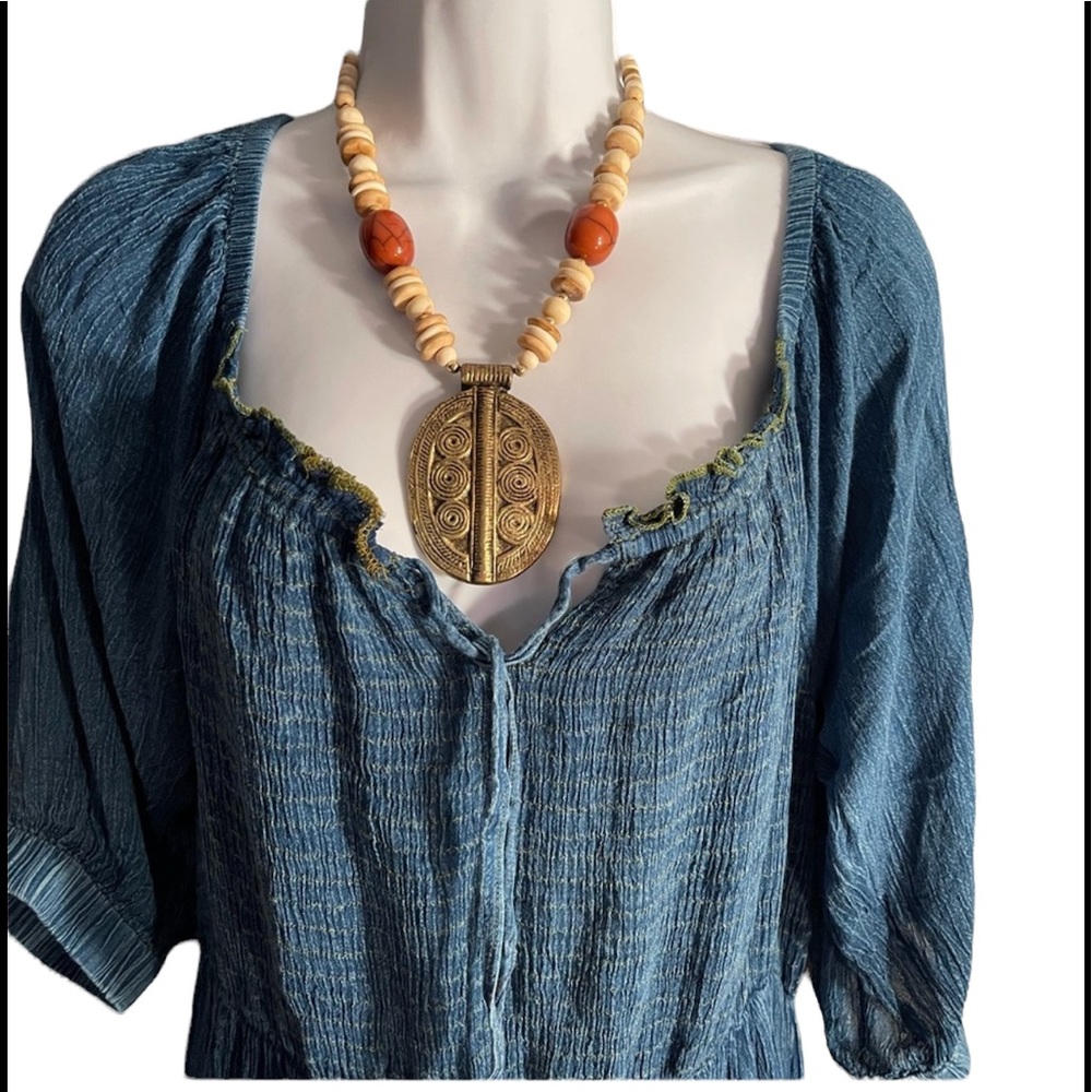 NWT.  Handmade Sacred Threads Beaded Necklace. CL/GR 07